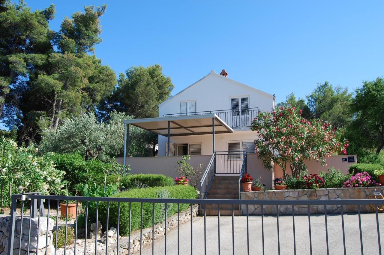 Apartment Lili Splitska Exterior foto